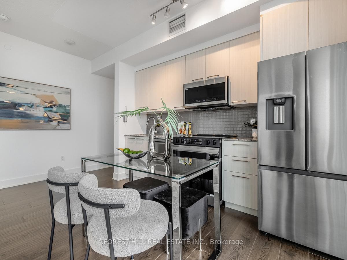 88 Sheppard Avenue Unit 3002 photo 15