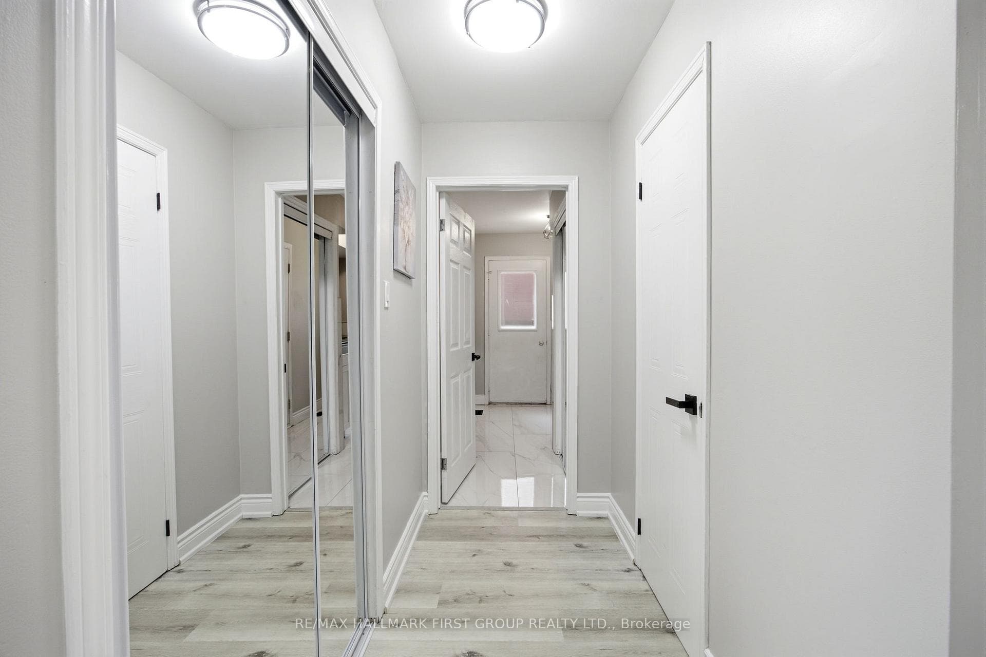 15 Sallis Drive photo 4