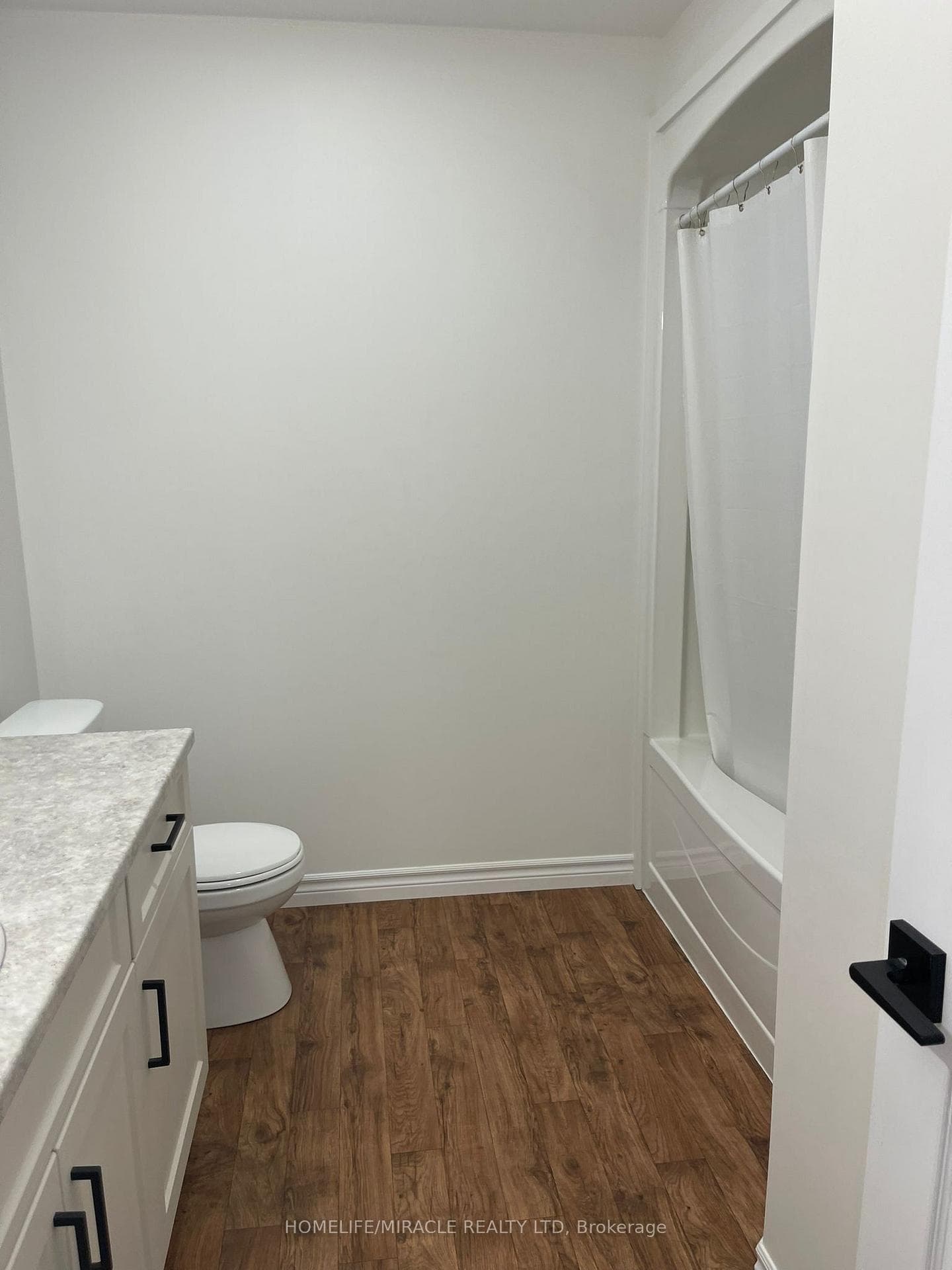 16 Dusenbury Drive photo 36