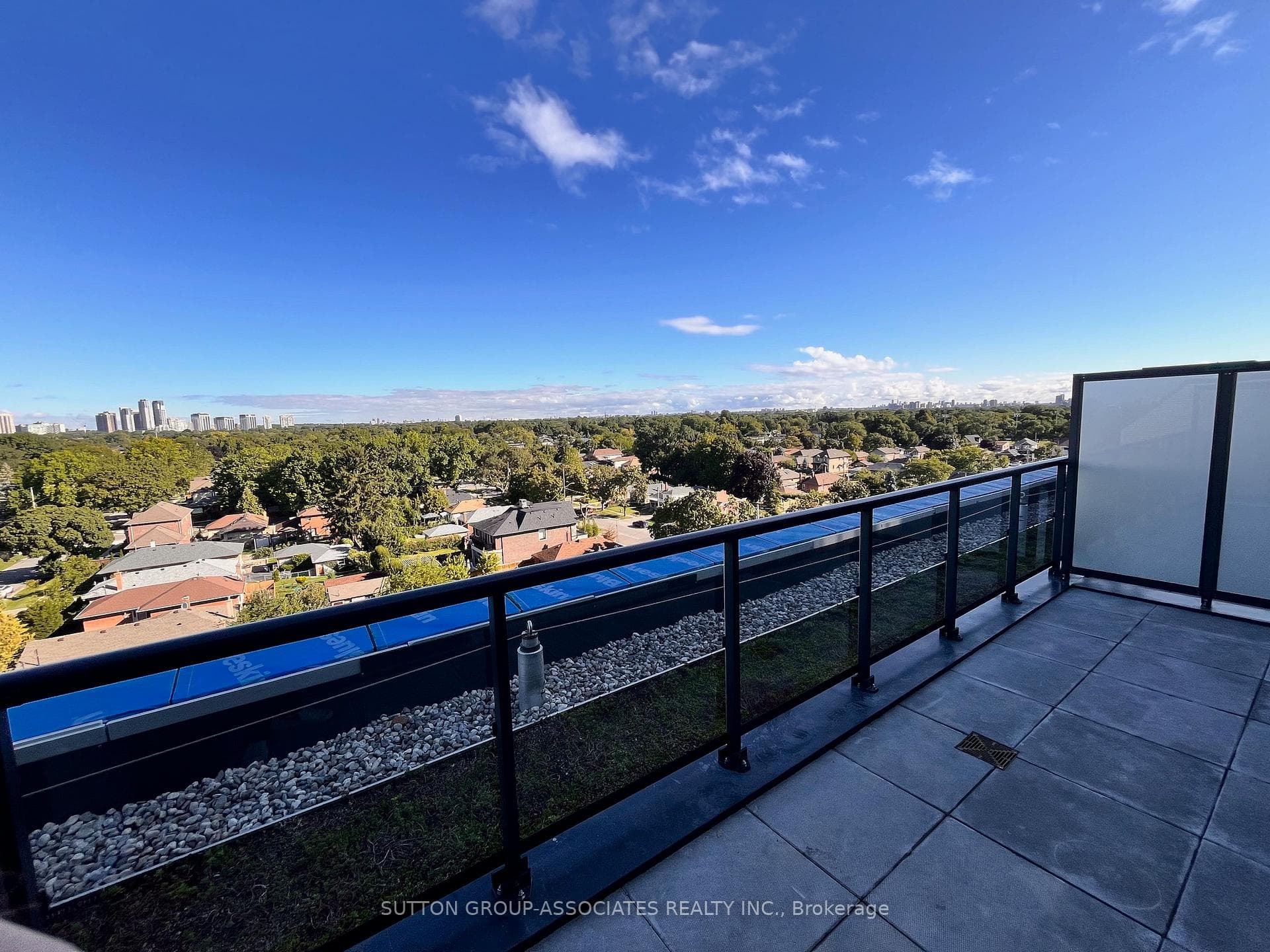 880 The Queensway N/A Unit 708 photo 14