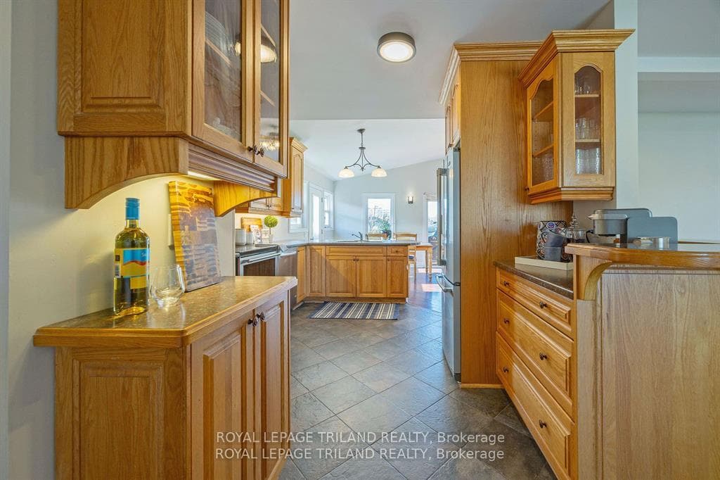 859 Willow Drive photo 20