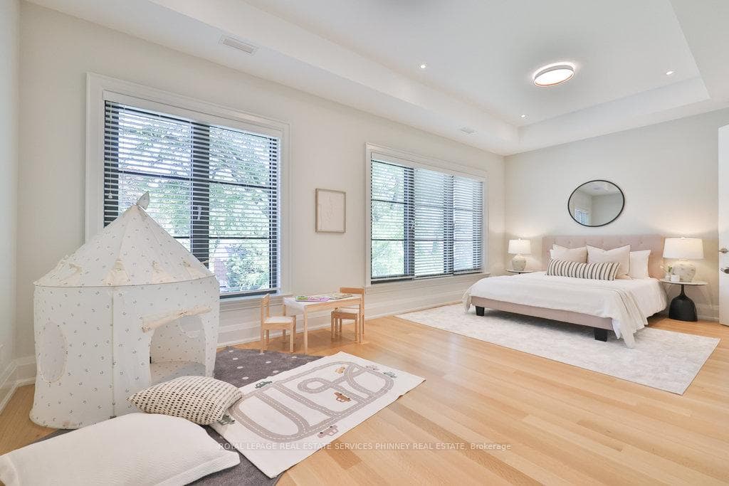1456 Applewood Road photo 31