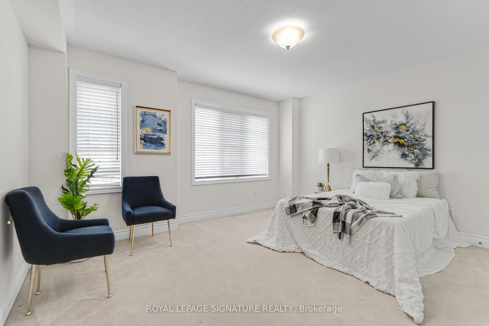 9 Streight Lane photo 18