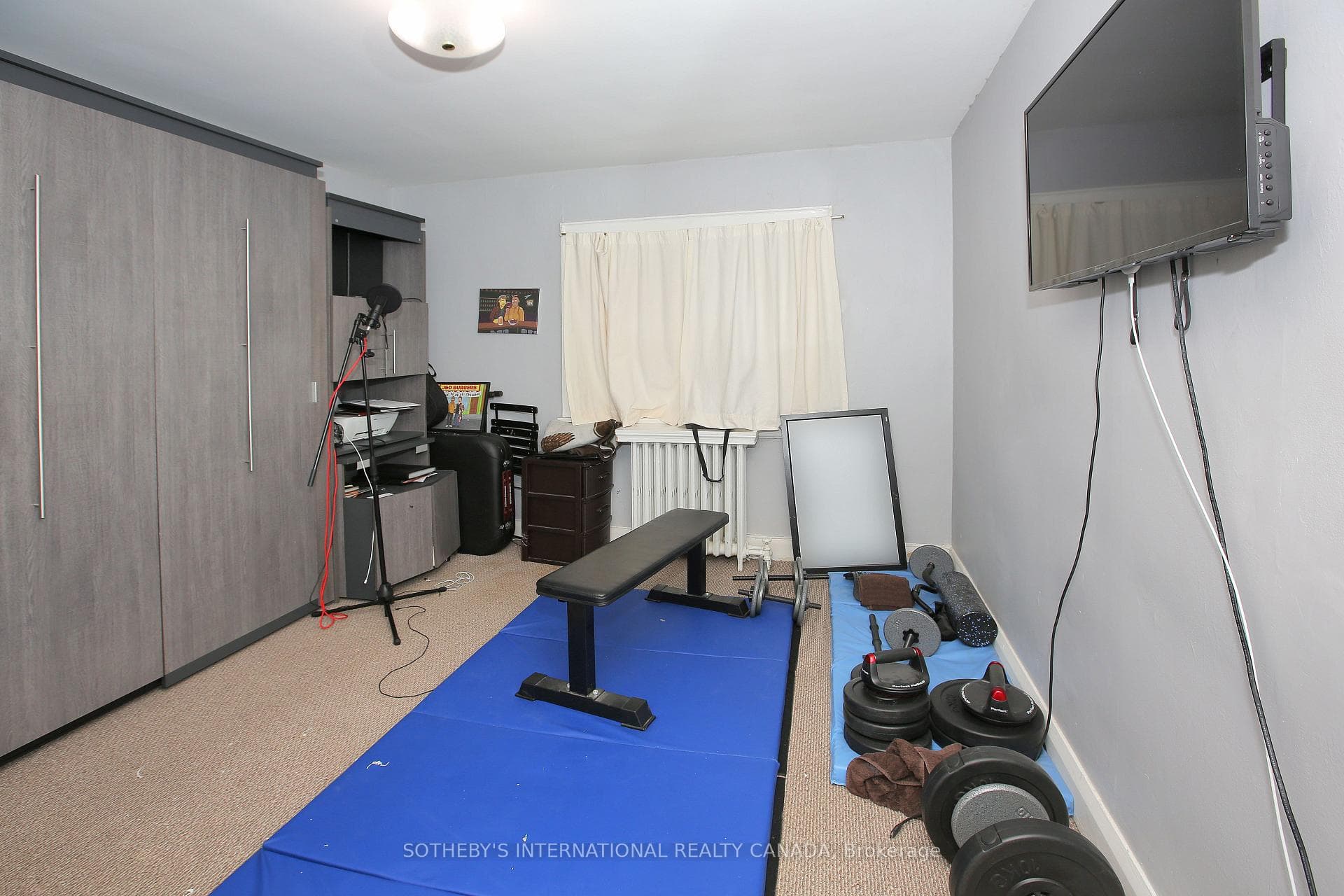 147 Highbourne Road Unit Main Floor photo 9