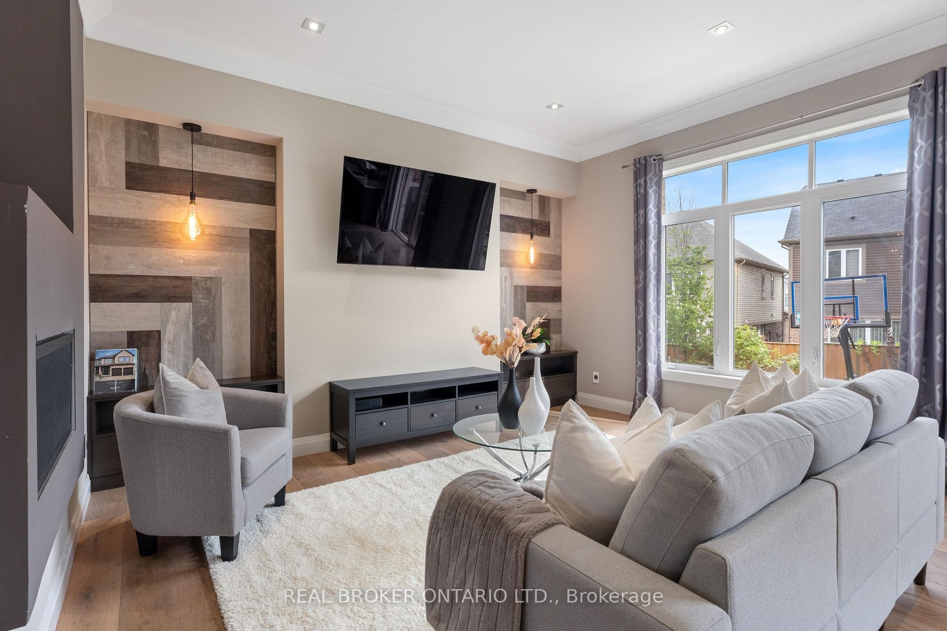 56 Valleyscape Drive photo 12