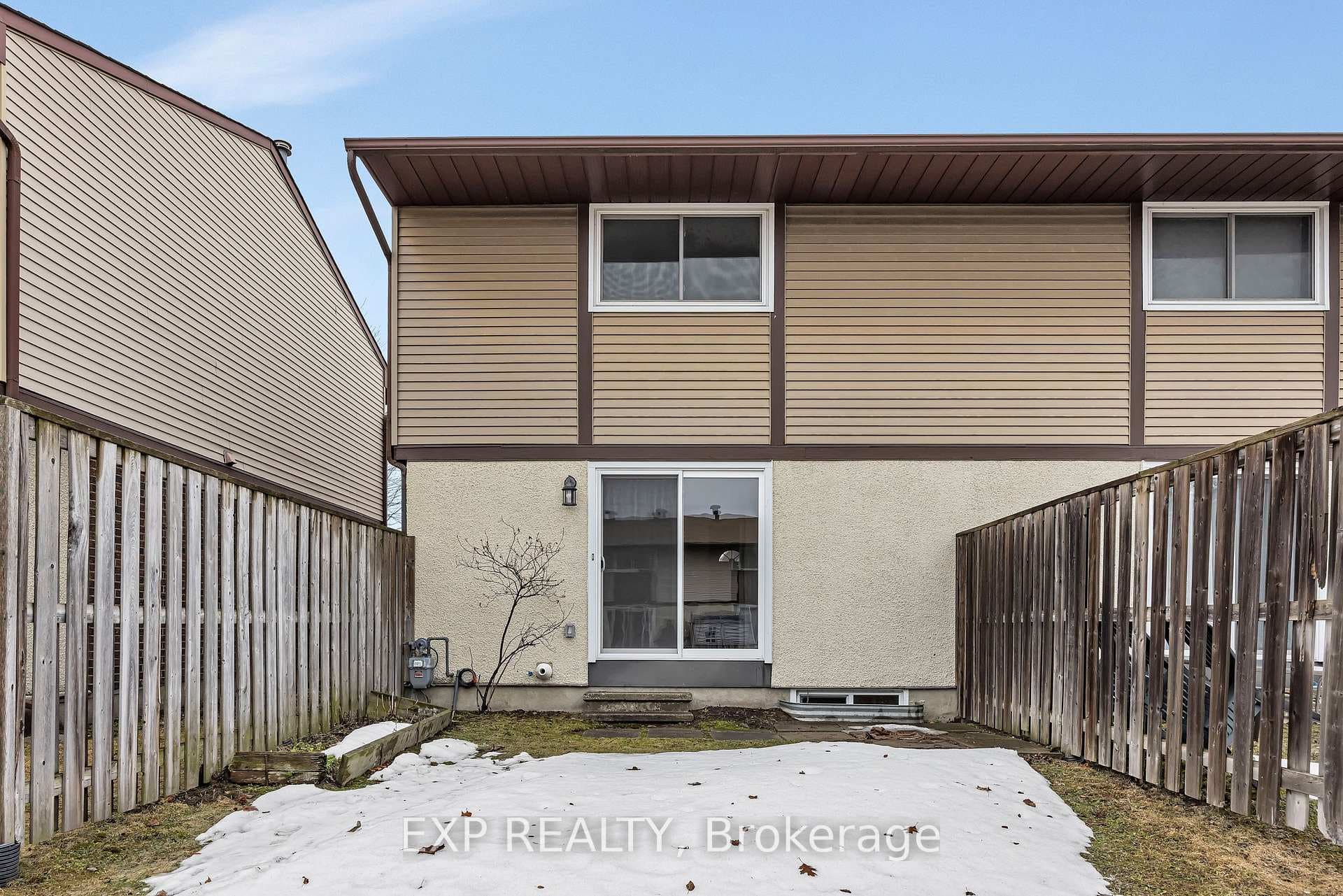2570 Southvale Crescent Unit 104 photo 32