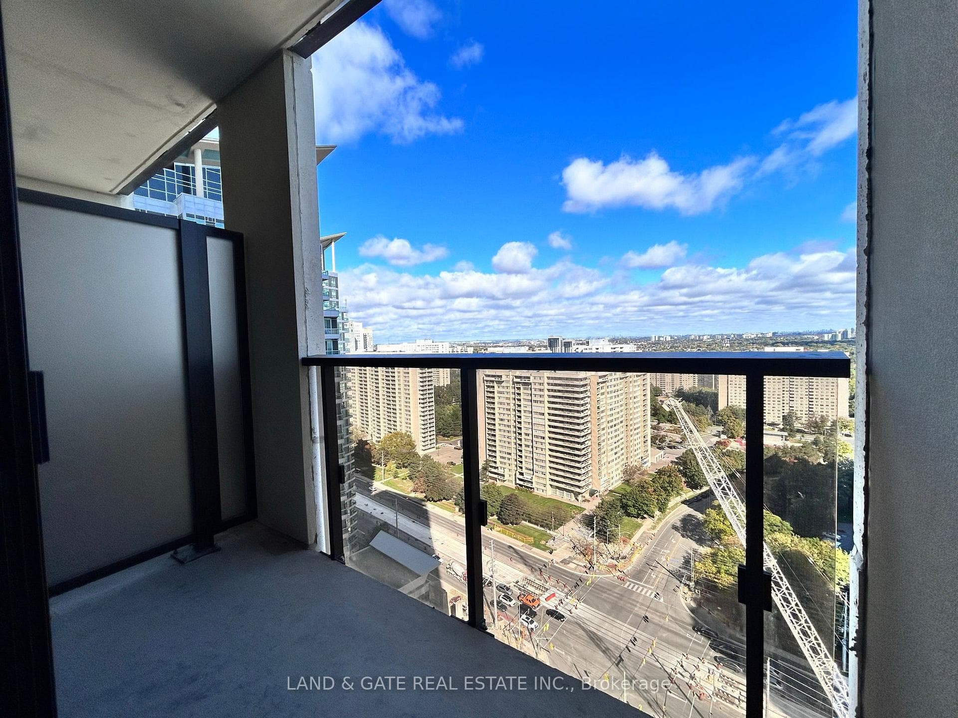 30 Elm Drive Unit 2103 photo 11