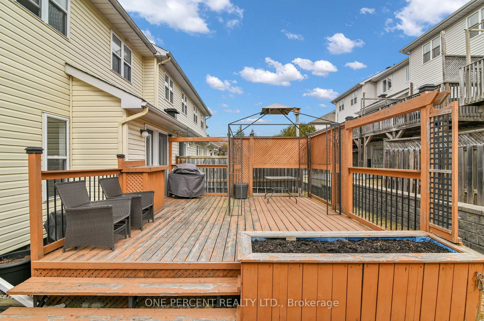 311 Southcrest Private photo 28