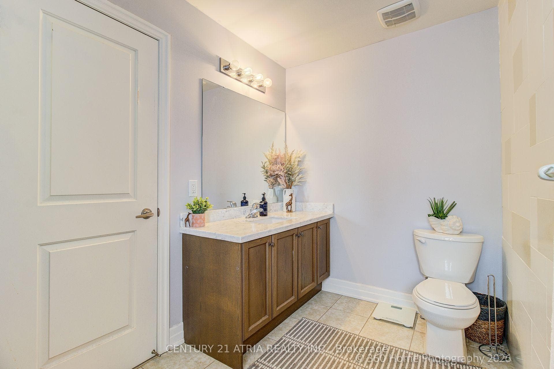 1386 Sheldon Street photo 22