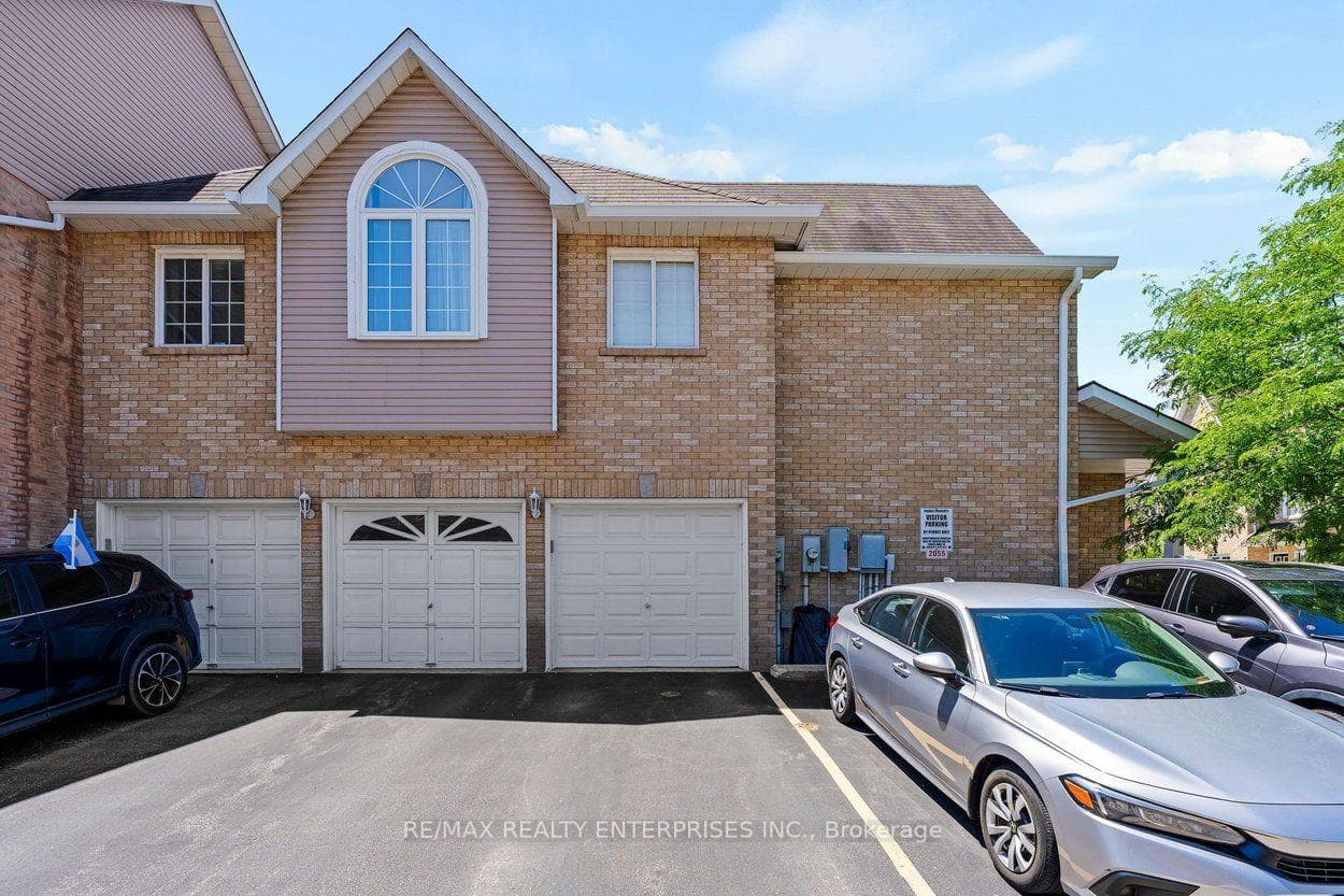 2055 Walkers Line Unit 117 photo 42