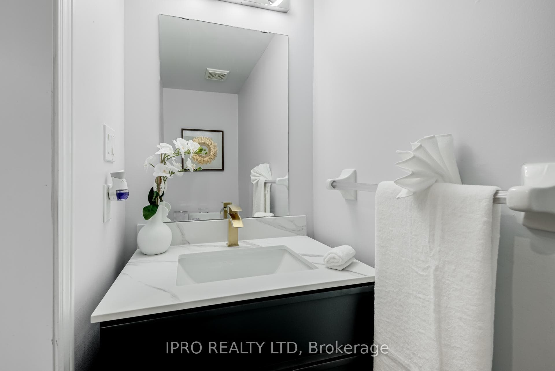 36 Oak Park Crescent photo 14
