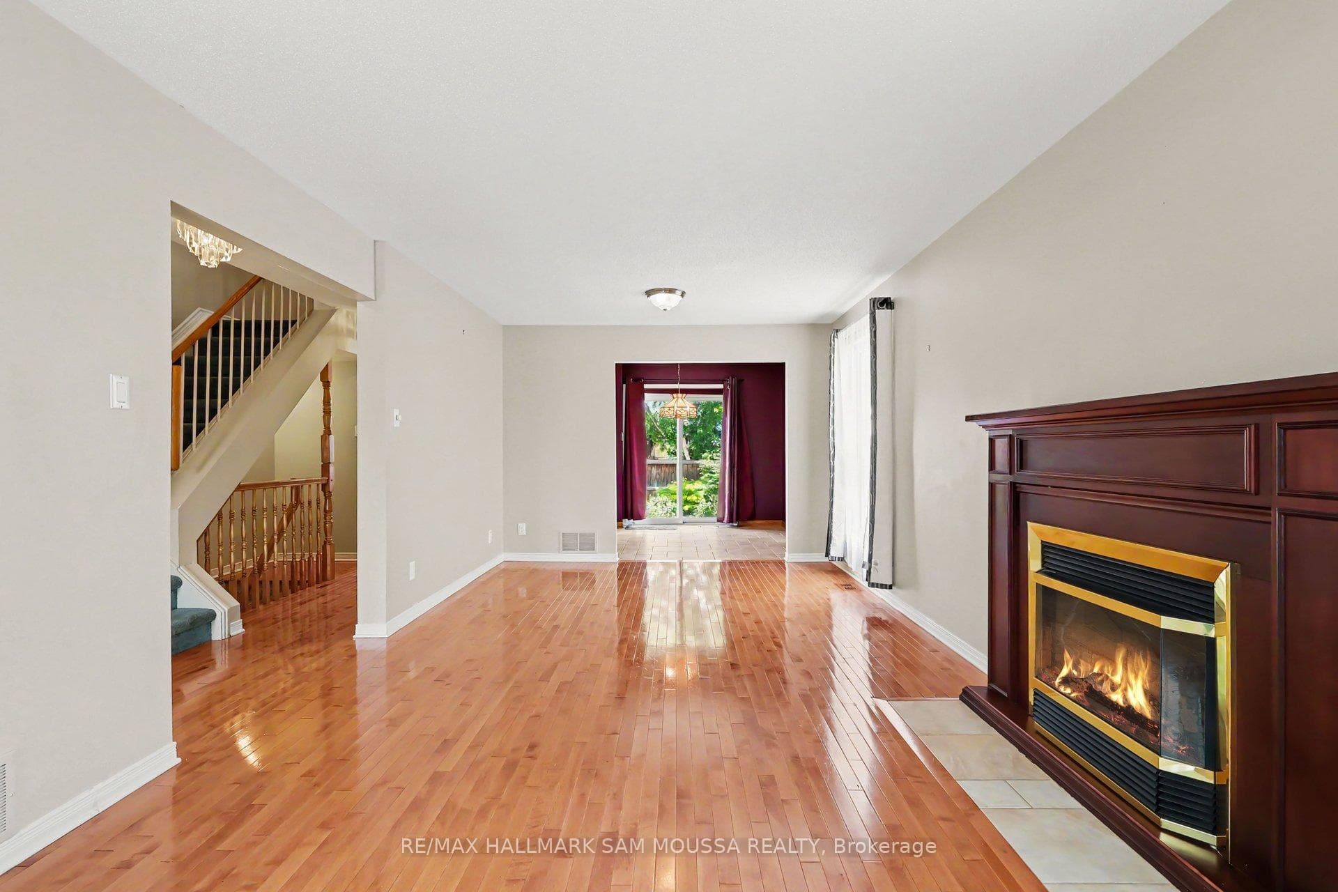 1475 Deavy Way photo 13