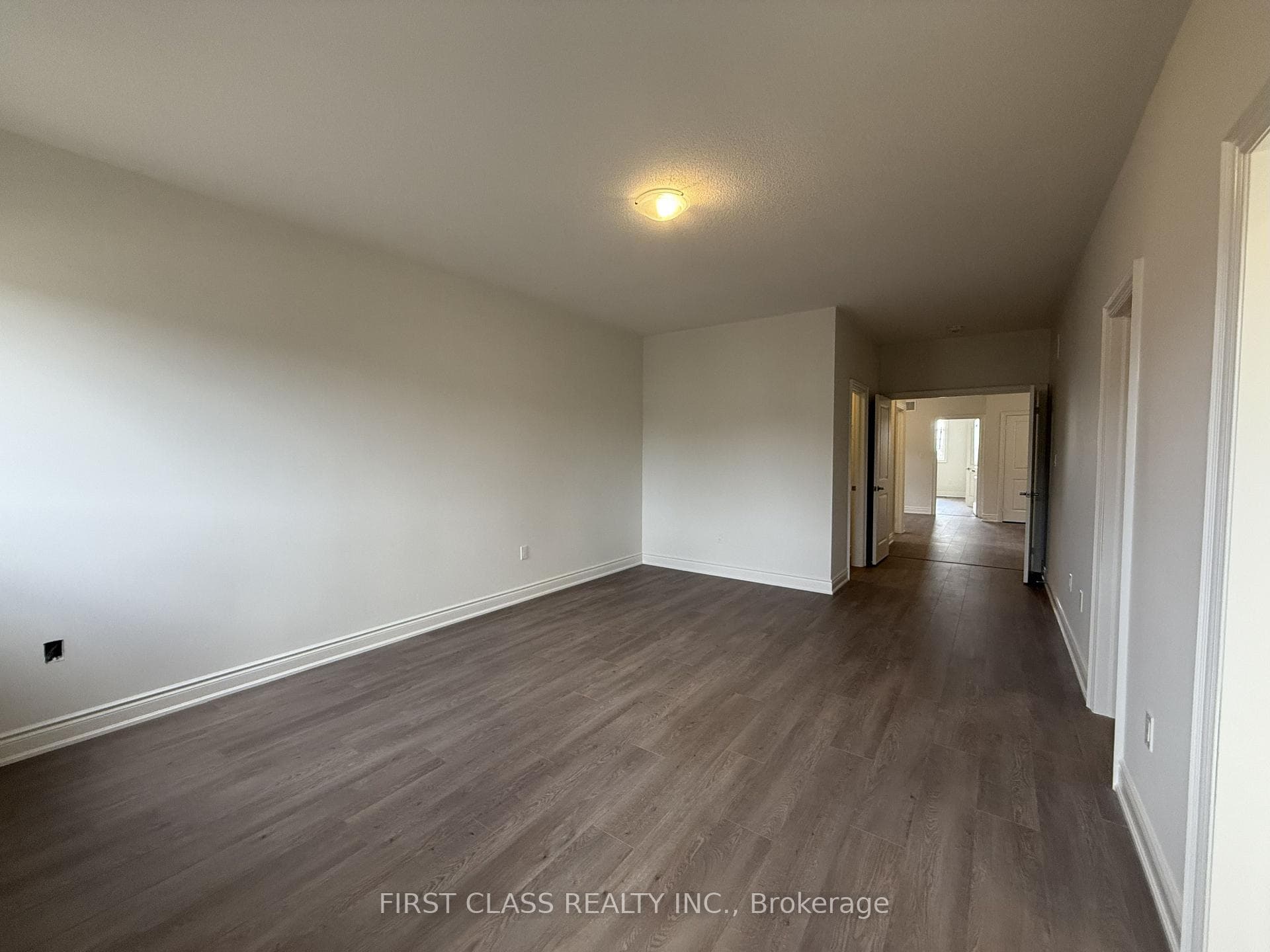 93 Boccella Crescent photo 19