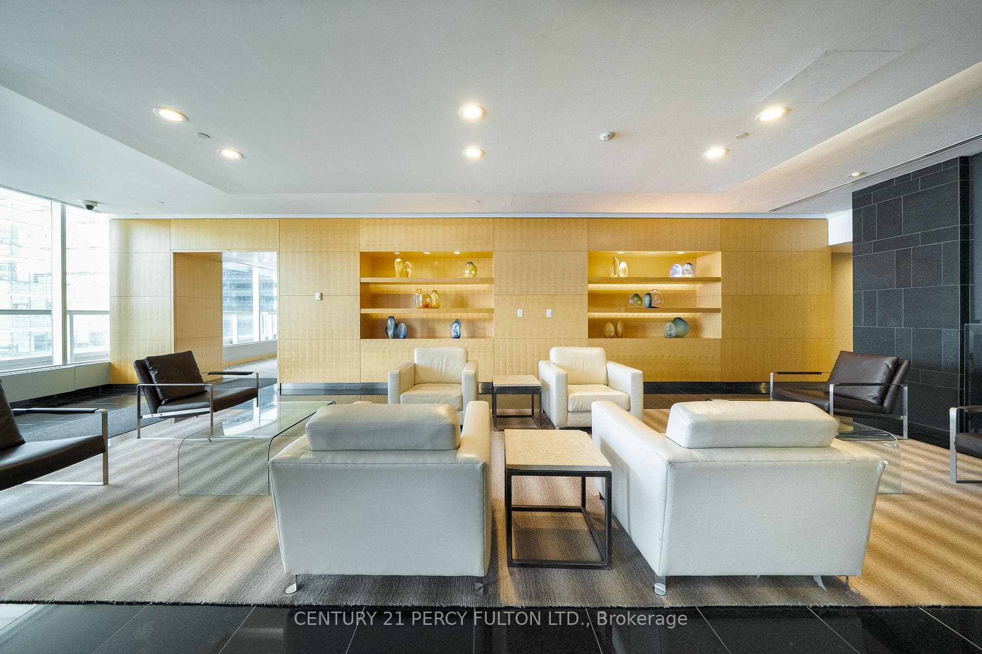 55 Bremner Boulevard Unit PH 5005 photo 34
