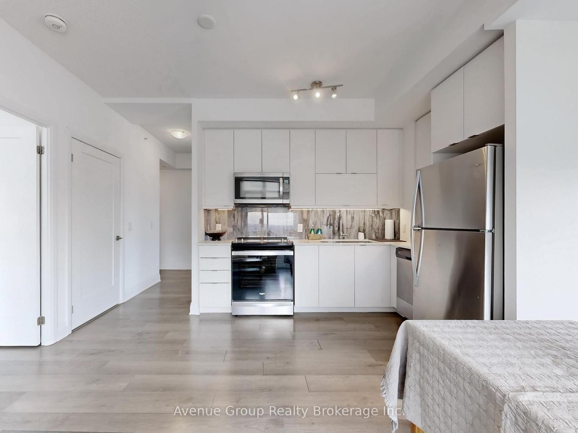 3220 Sheppard Avenue Unit 1007 photo 11
