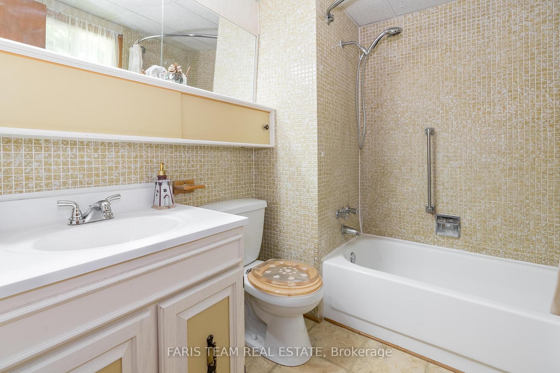 129 Moreau Parkway photo 14