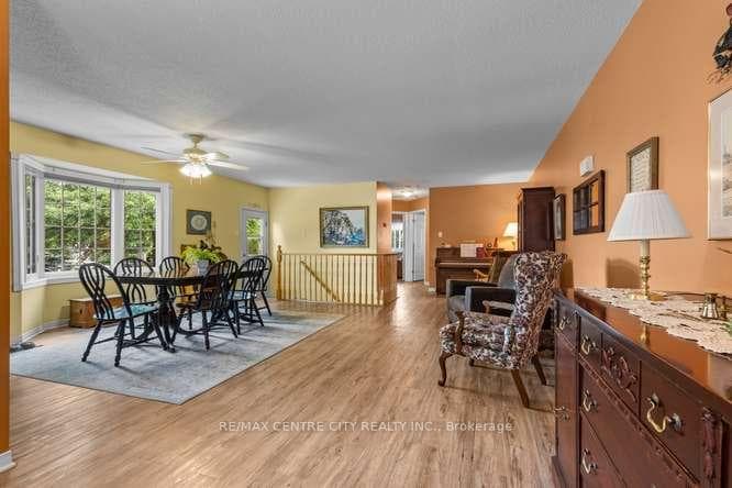 463 Exmouth Circle photo 7