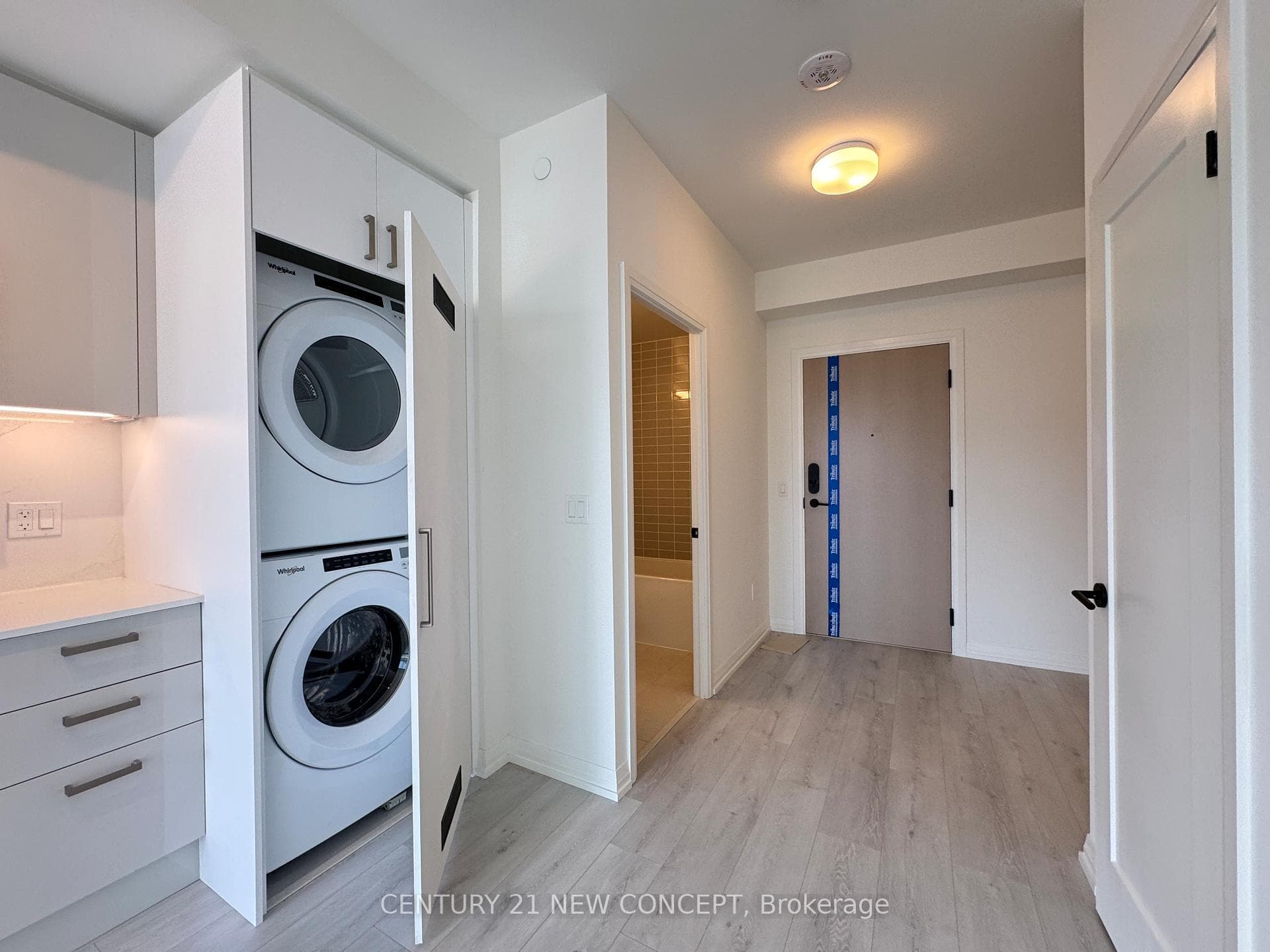 280 Dundas Street Unit 1807 photo 22