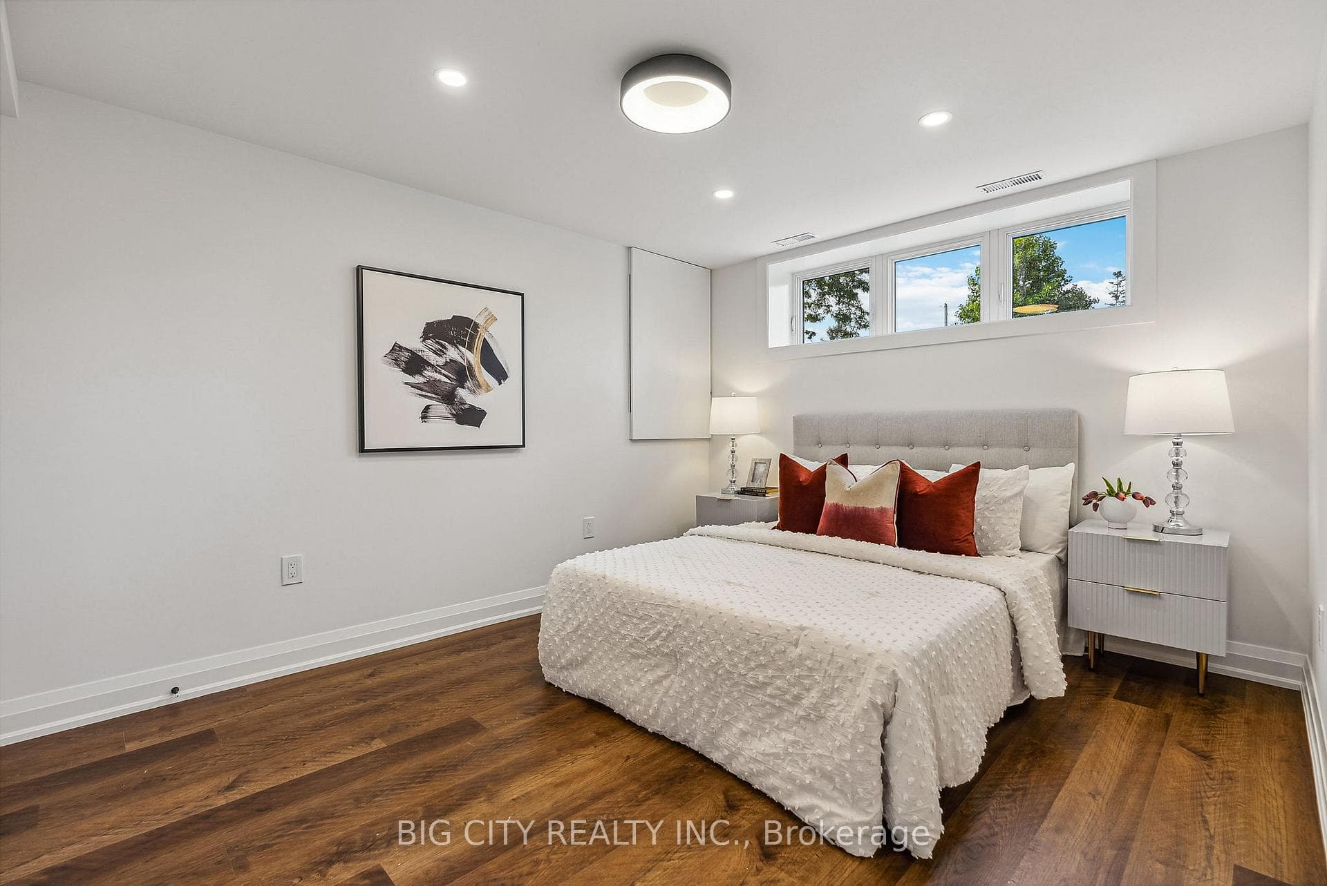 32 Warbeck Place photo 33
