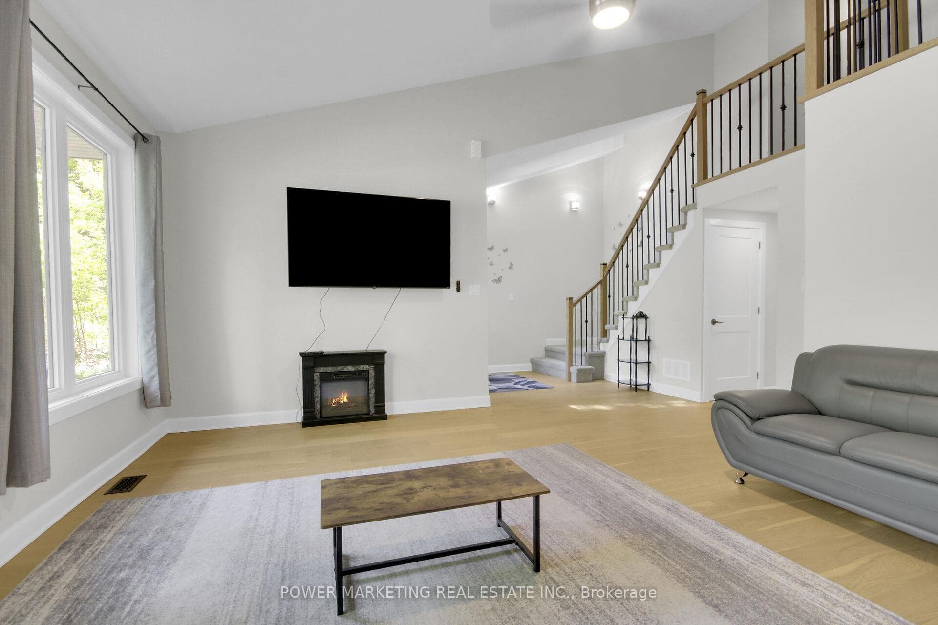 1312 BAYVIEW Drive photo 8