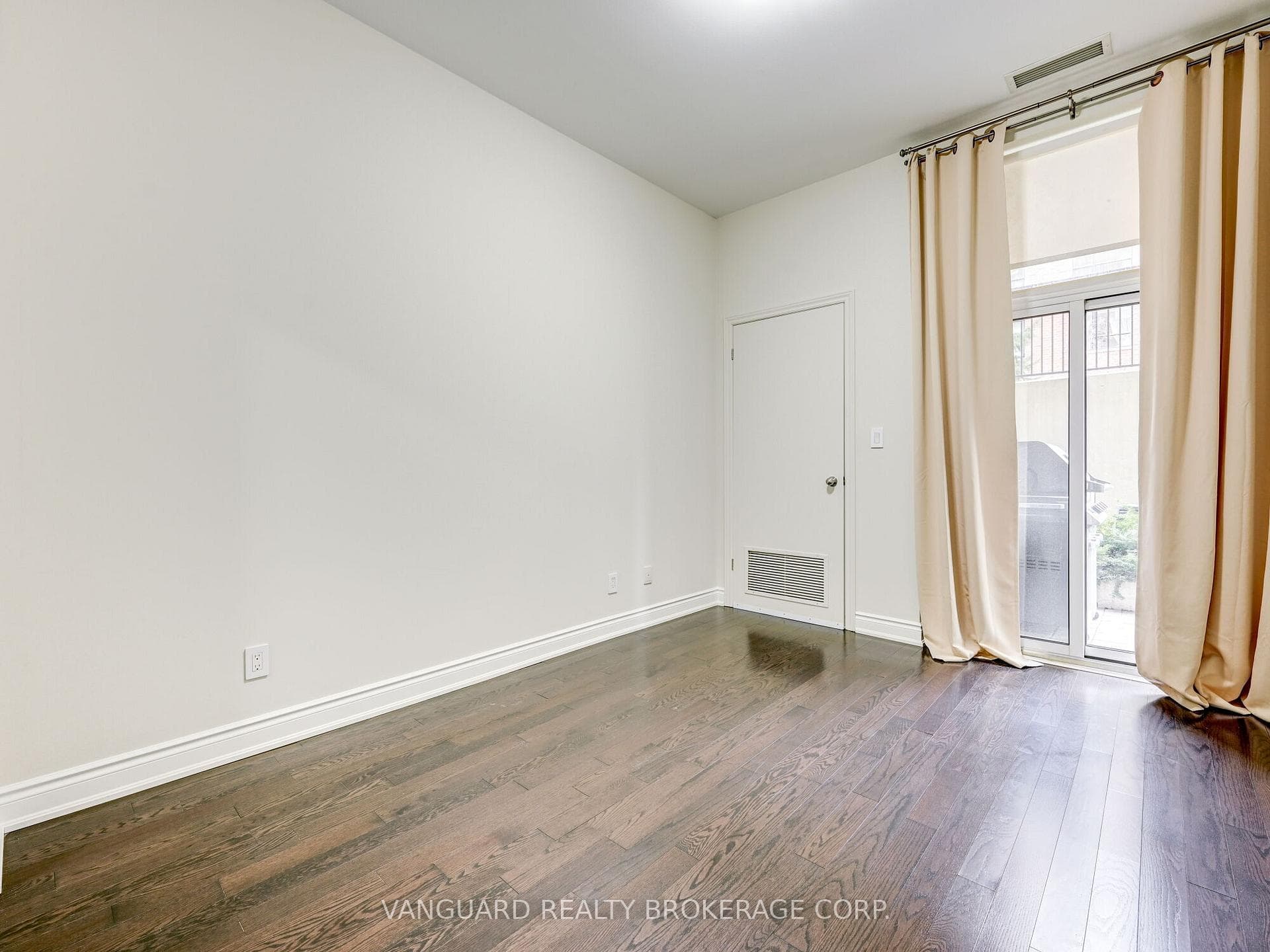 281 Woodbridge Avenue Unit A33 photo 28