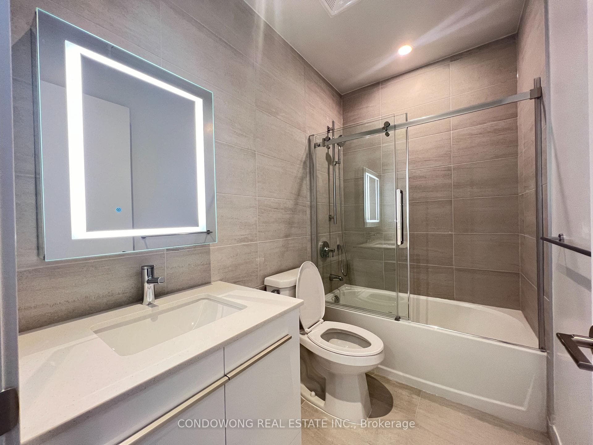8 Cumberland Street Unit 4308 photo 10