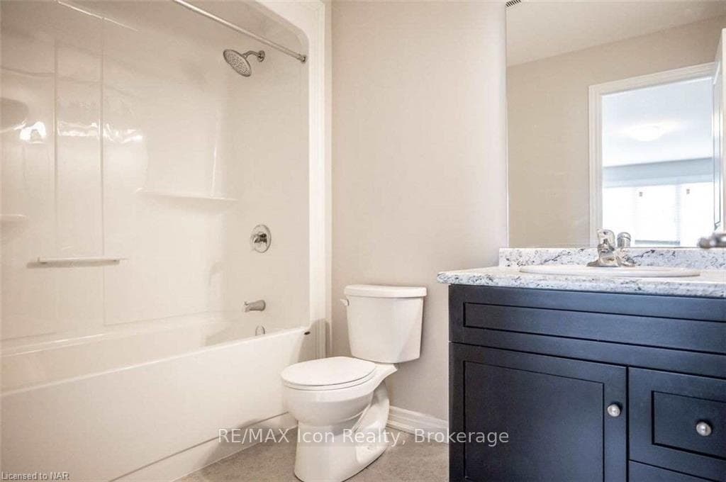 135 Acacia Avenue photo 14