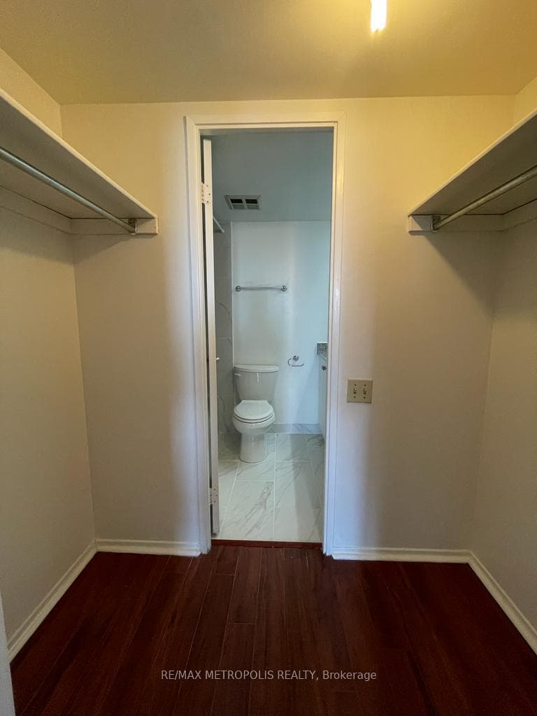 2460 Eglinton Avenue Unit 1412 photo 7