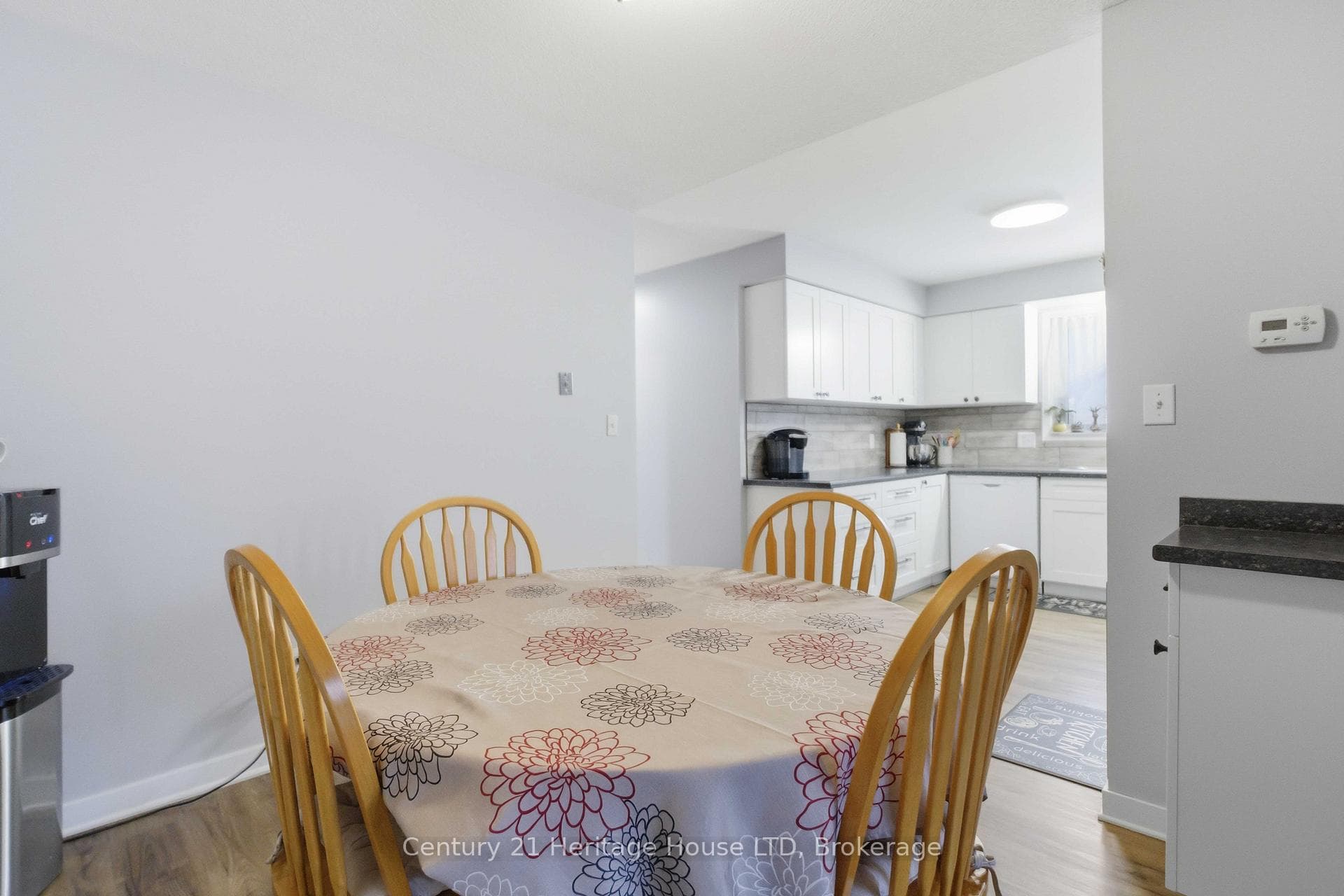 21 Justina Court photo 7