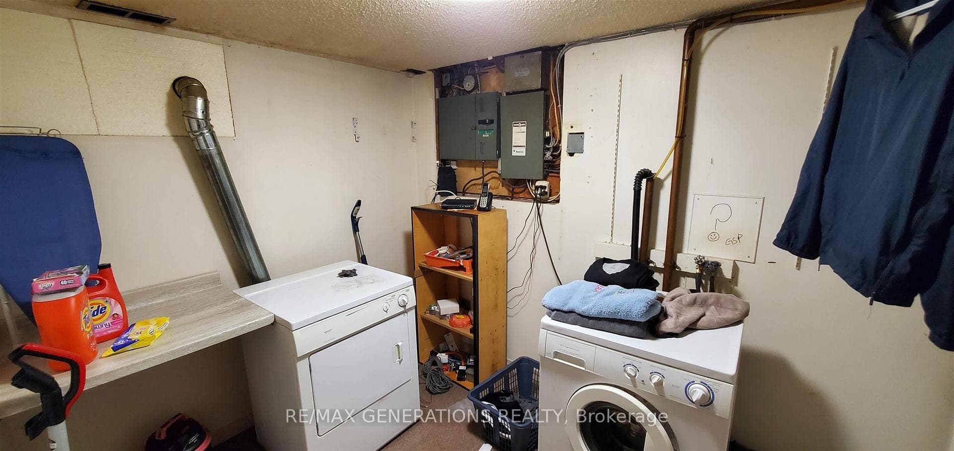 433 Redwood Avenue photo 16