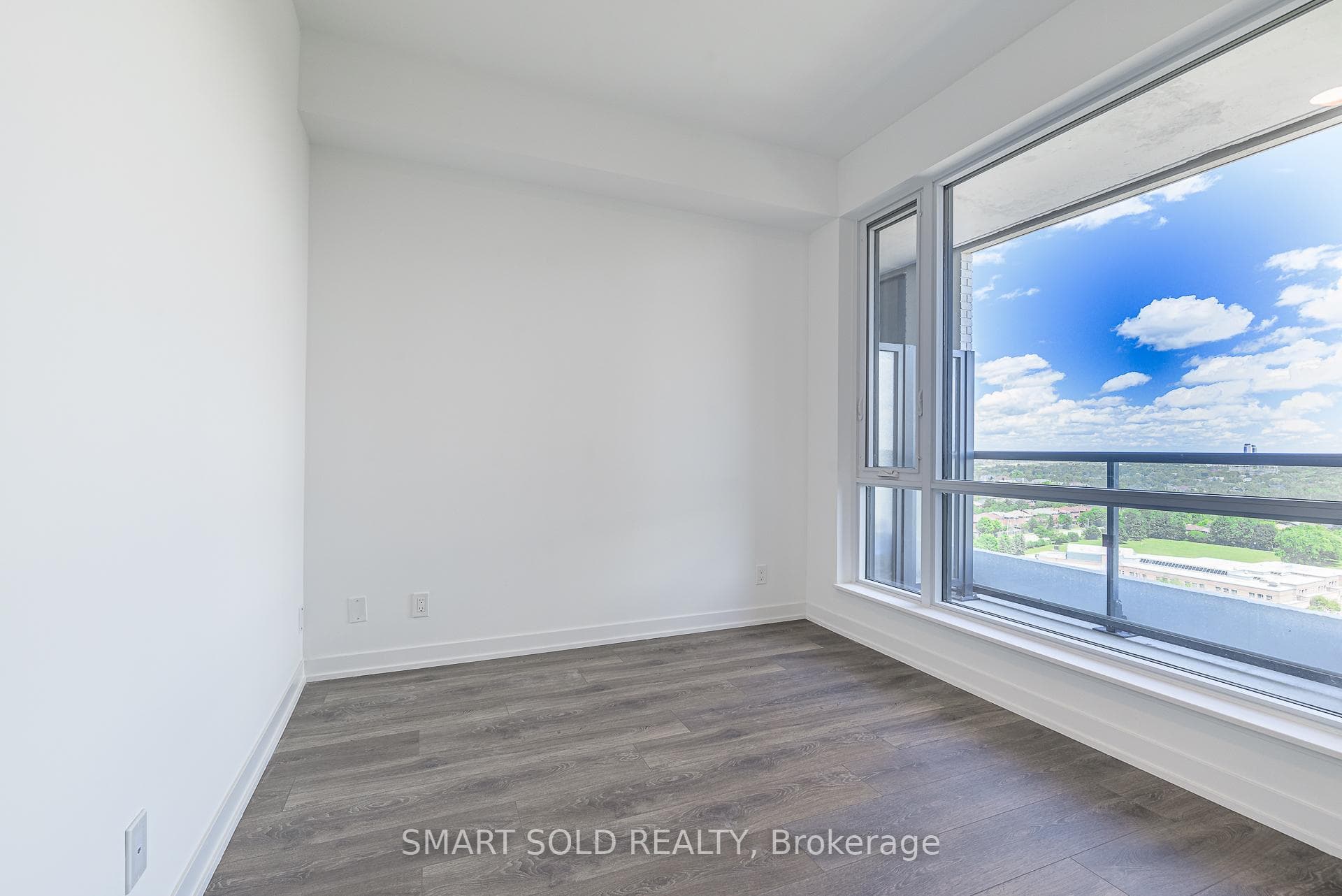 7950 Bathurst Street Unit 1605 photo 19
