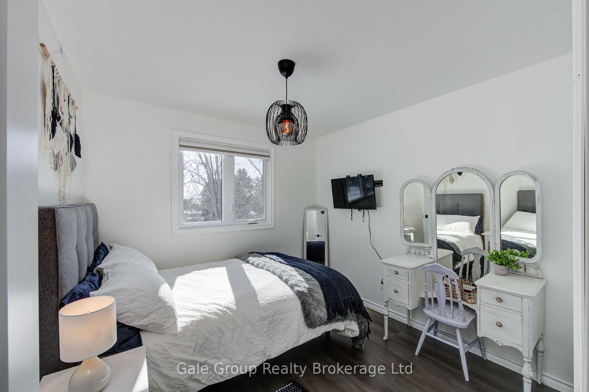 11 Robin Street photo 19