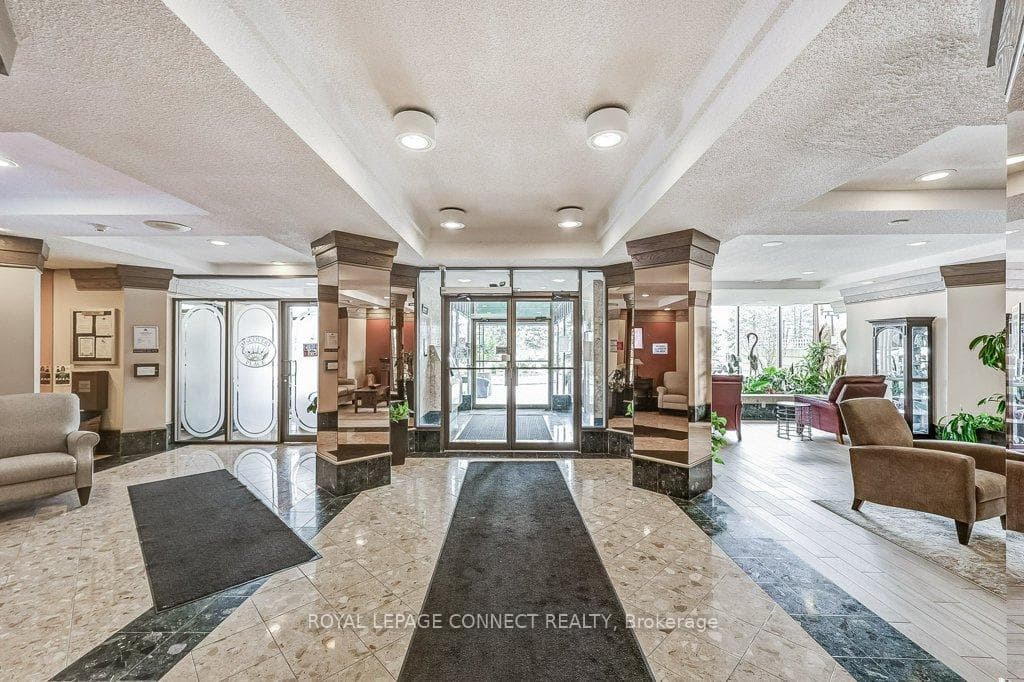 1880 Valley Farm Road Unit 324 photo 2