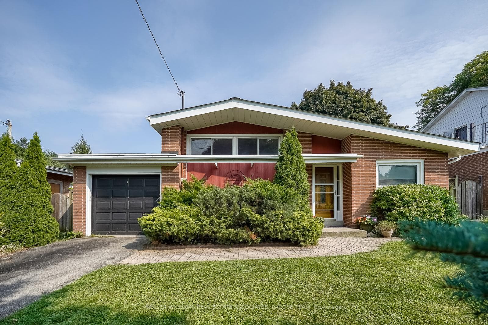 1022 Sierra Boulevard photo 1