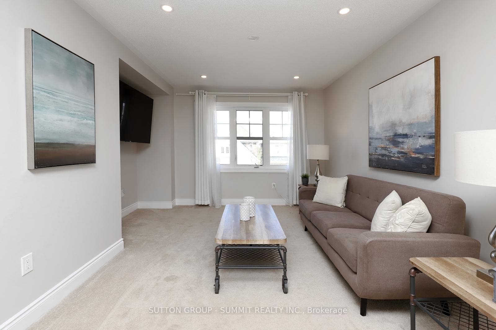 378 Blinco Terrace photo 22