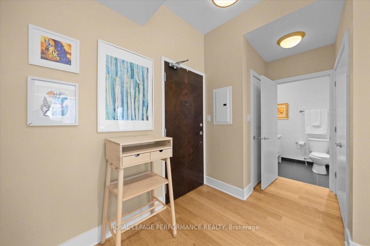 101 Richmond Road Unit 616 photo 21