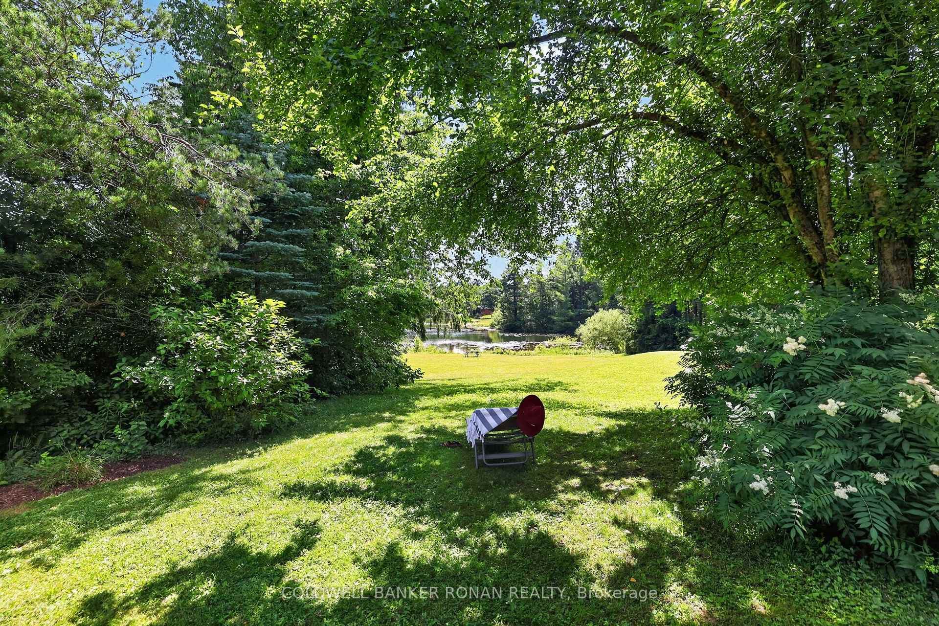 16 Dean Road photo 47