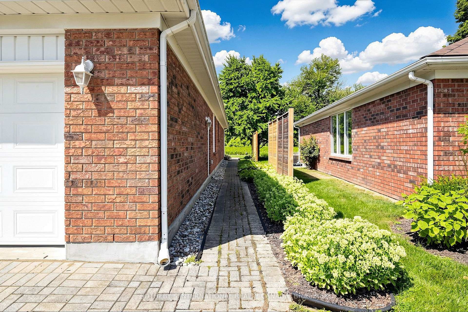 3454 FREDERICK Avenue photo 41