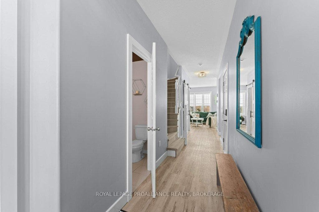 798 Newmarket Lane photo 4