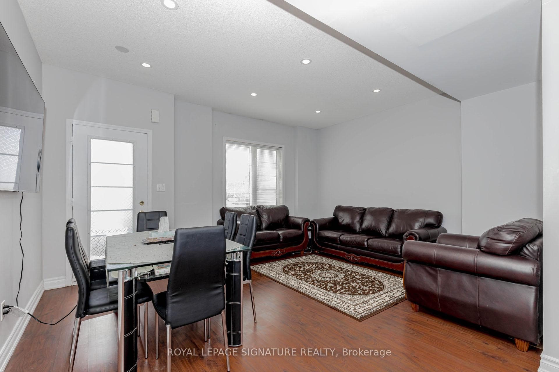 130 Bayly Street photo 3