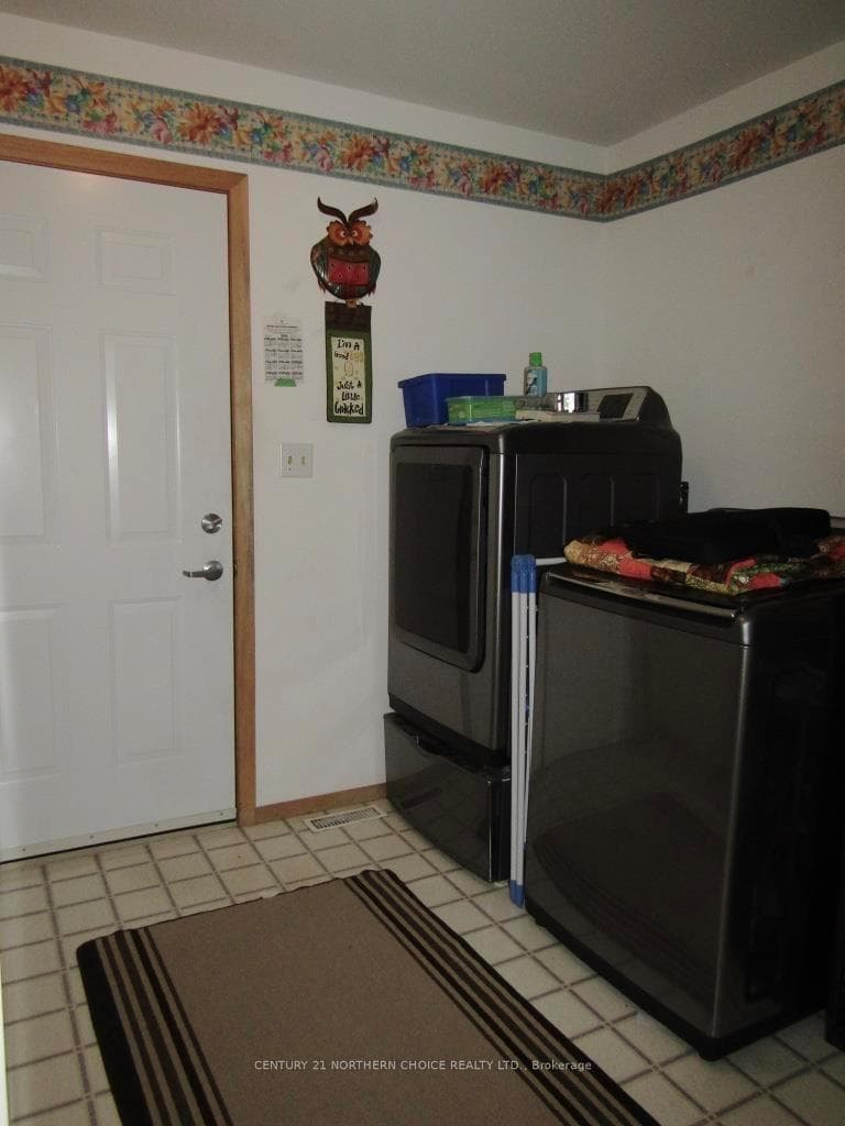 932 Kaitlyn Drive photo 19