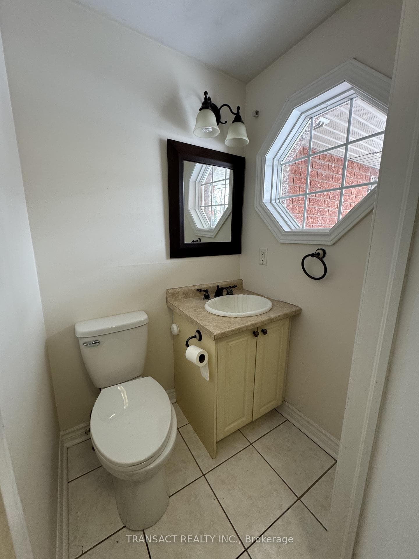 154 Sydenham Wells N/A photo 2