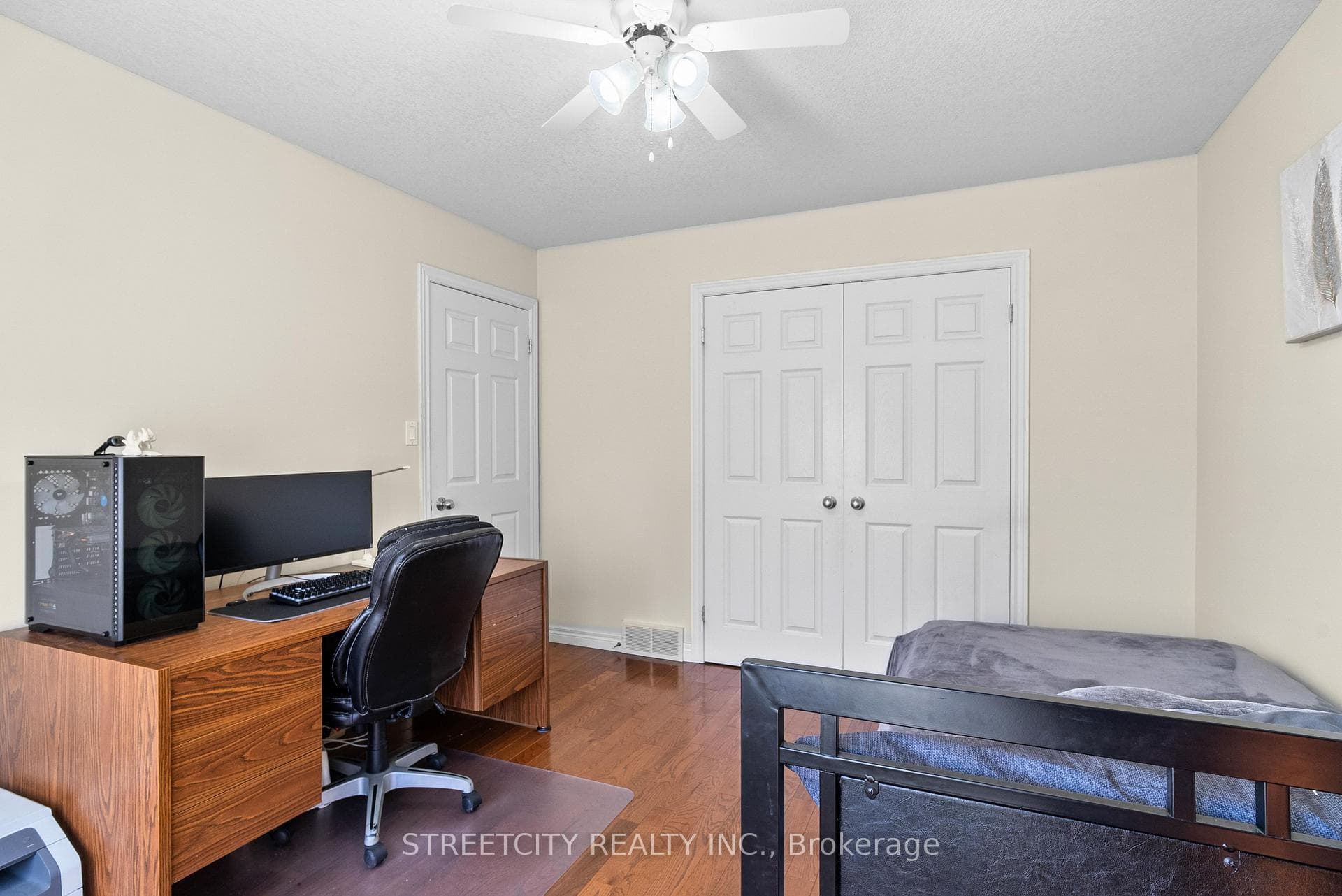 95 Capulet Lane Unit 15 photo 7