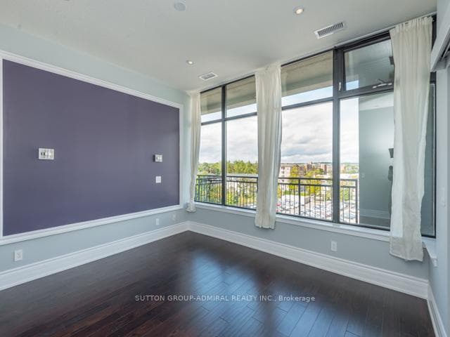10376 Yonge Street Unit 501 photo 18