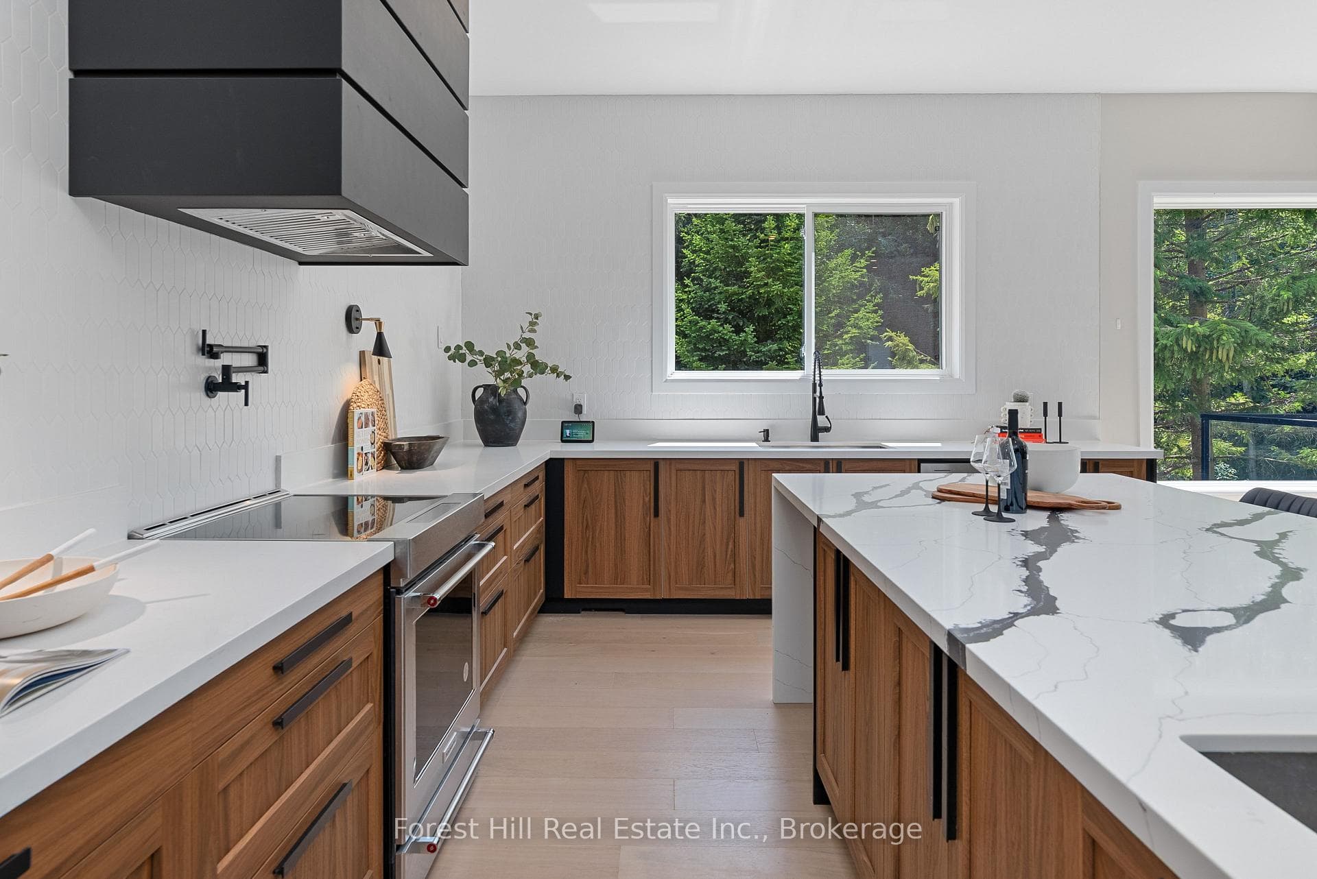 846 Sixth Street photo 7