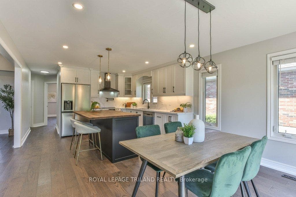 16 PINEHURST Drive photo 13
