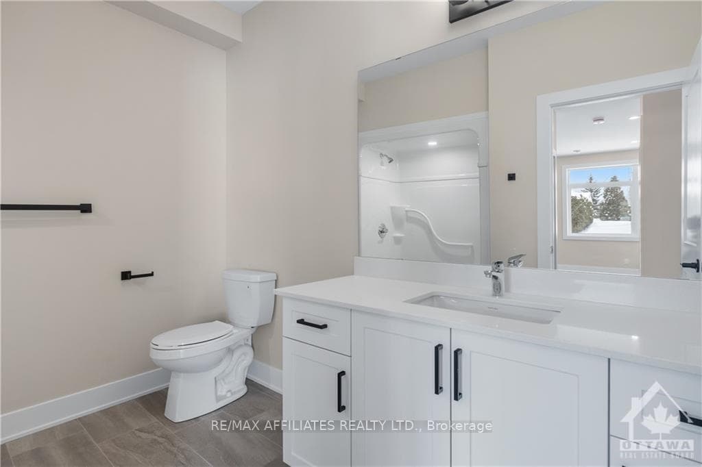 Ensuite bathroom