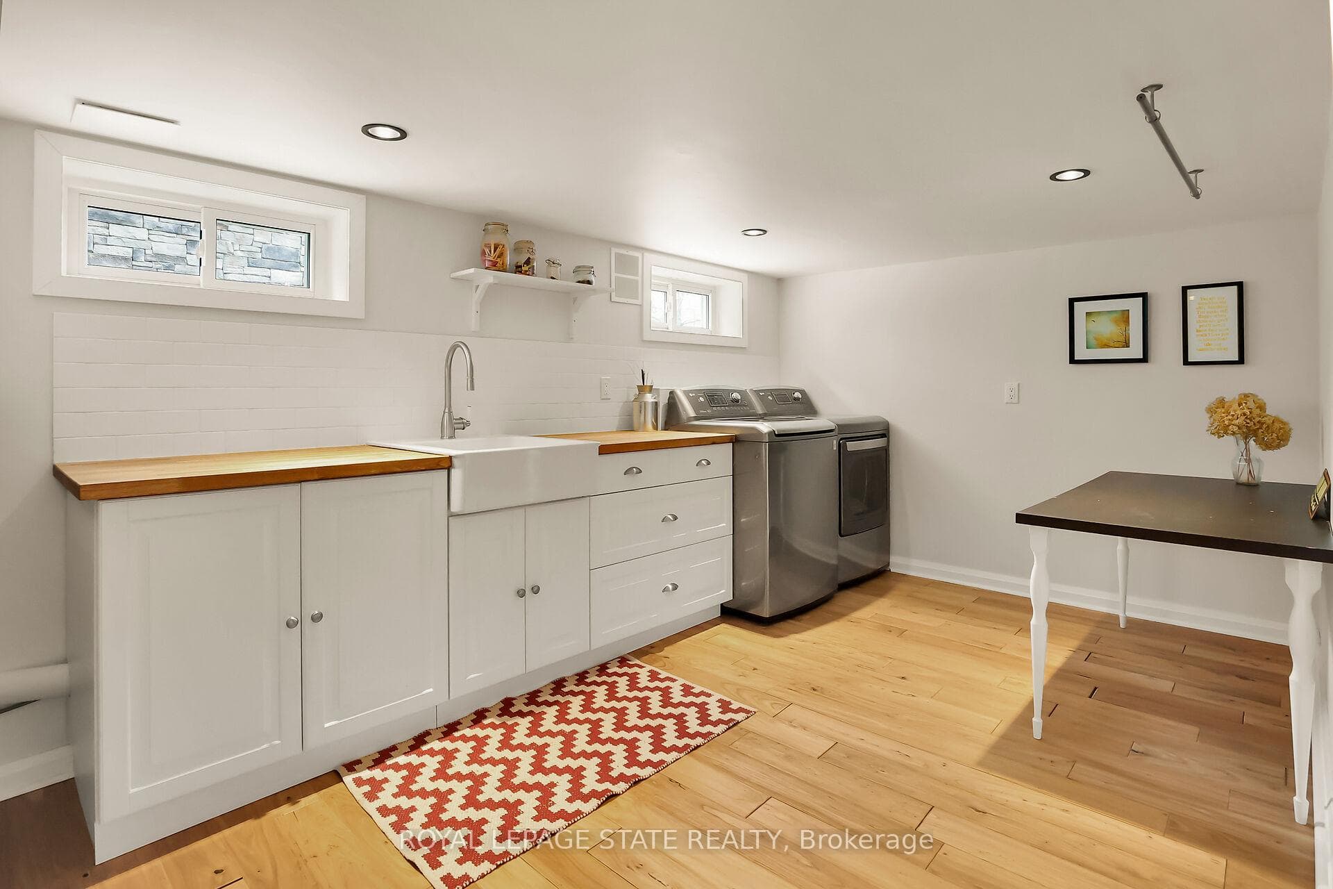 3 Nelles Boulevard photo 30