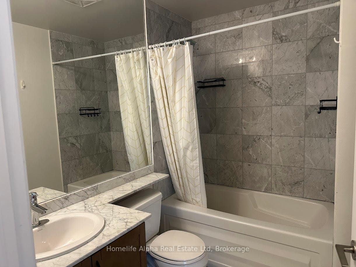 736 Spadina Avenue Unit 207 photo 9
