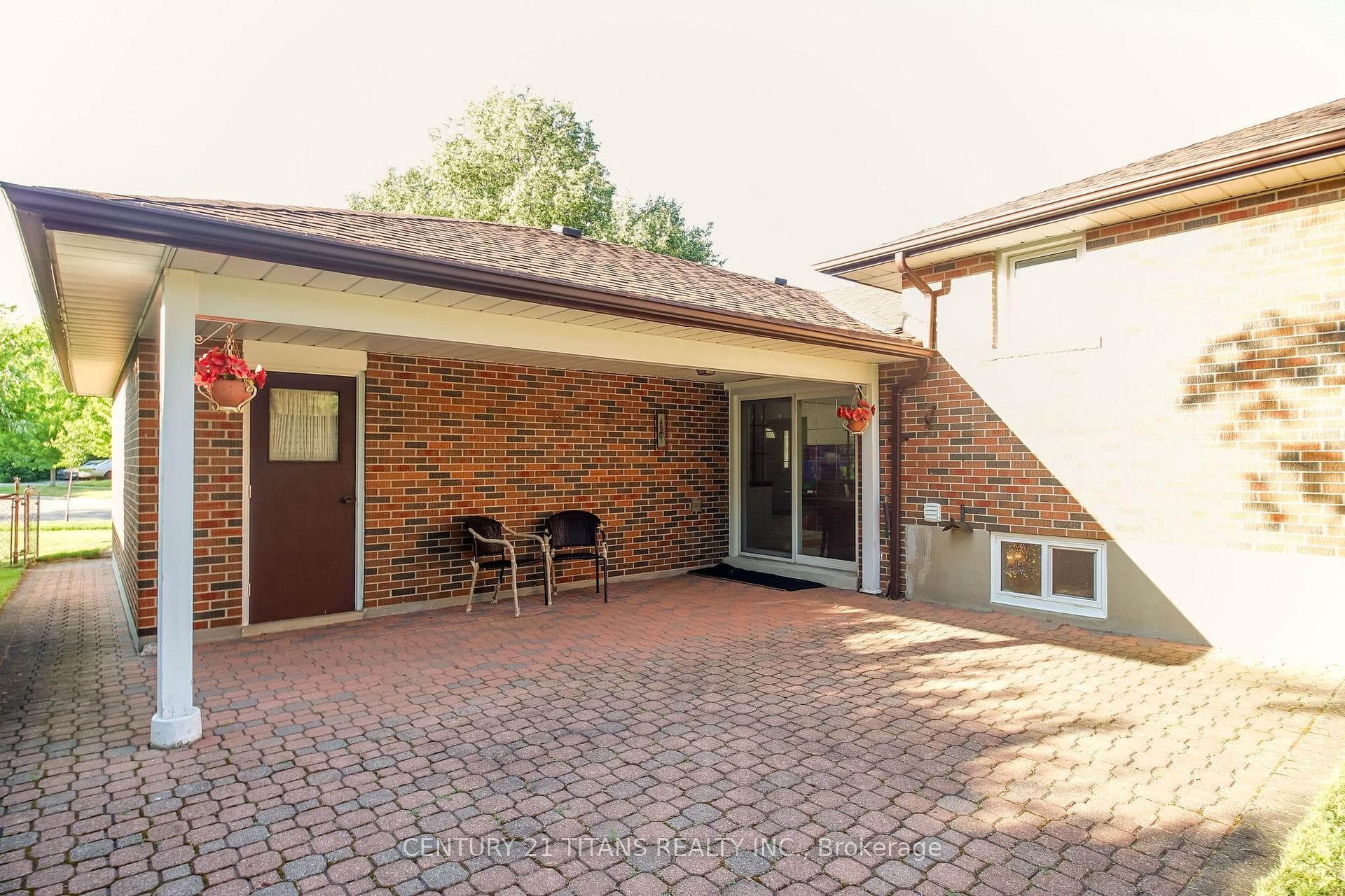 9 Minos Crescent photo 47